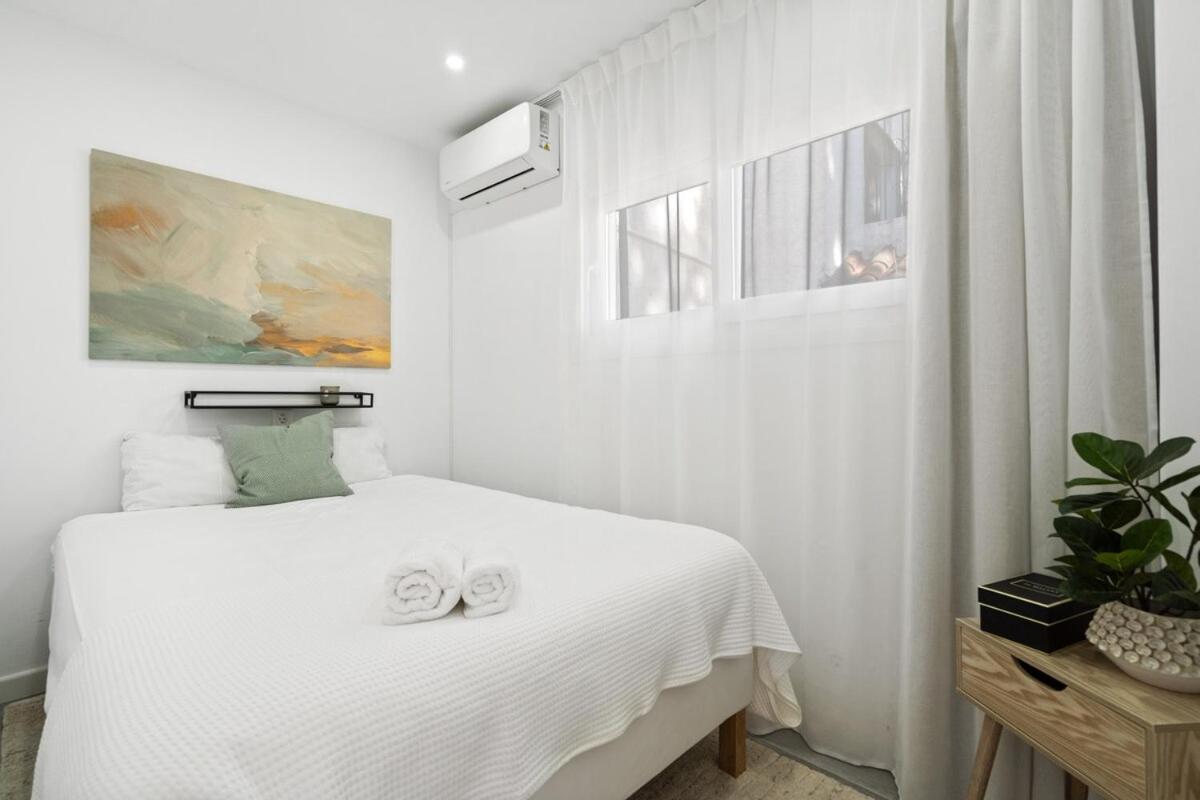 Ph With Rooftop Terrace Views Aloha Golf Rdr489 Apartemen *